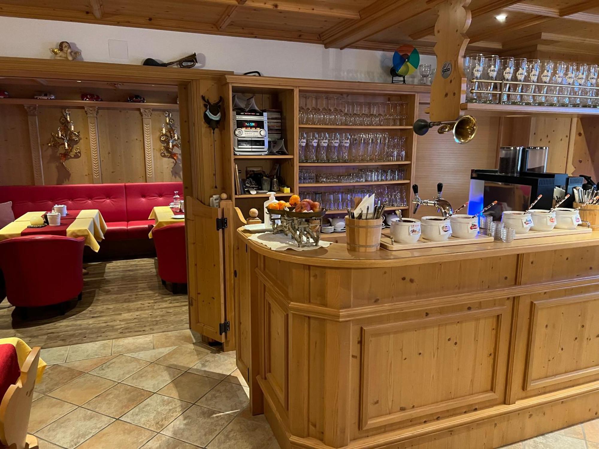 Hotel Garni Gafluna ซังคท์อันทอนอัมอาร์ลแบร์ก ภายนอก รูปภาพ